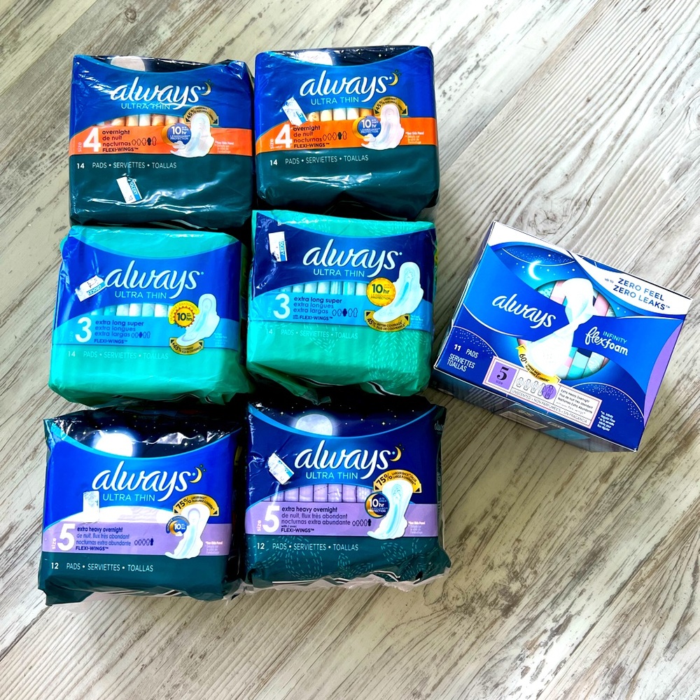 7 Packs of Always Maxi Pads New